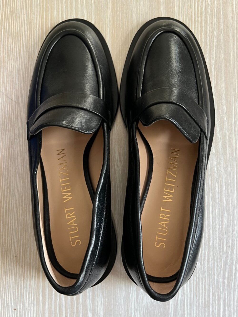 Stuart Weitzman Palmer Sleek Loafer Black Nappa Leather Size 6.5B New in Box - Picture 5 of 11